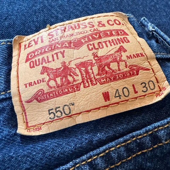 Levi’s 550 Relaxed Fit Jeans Men Size 40X30 EUC - Picture 6 of 6